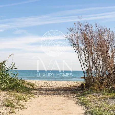 Casa Luky Ivan Luxury Homes 3ªpta Sur 1ªlinea